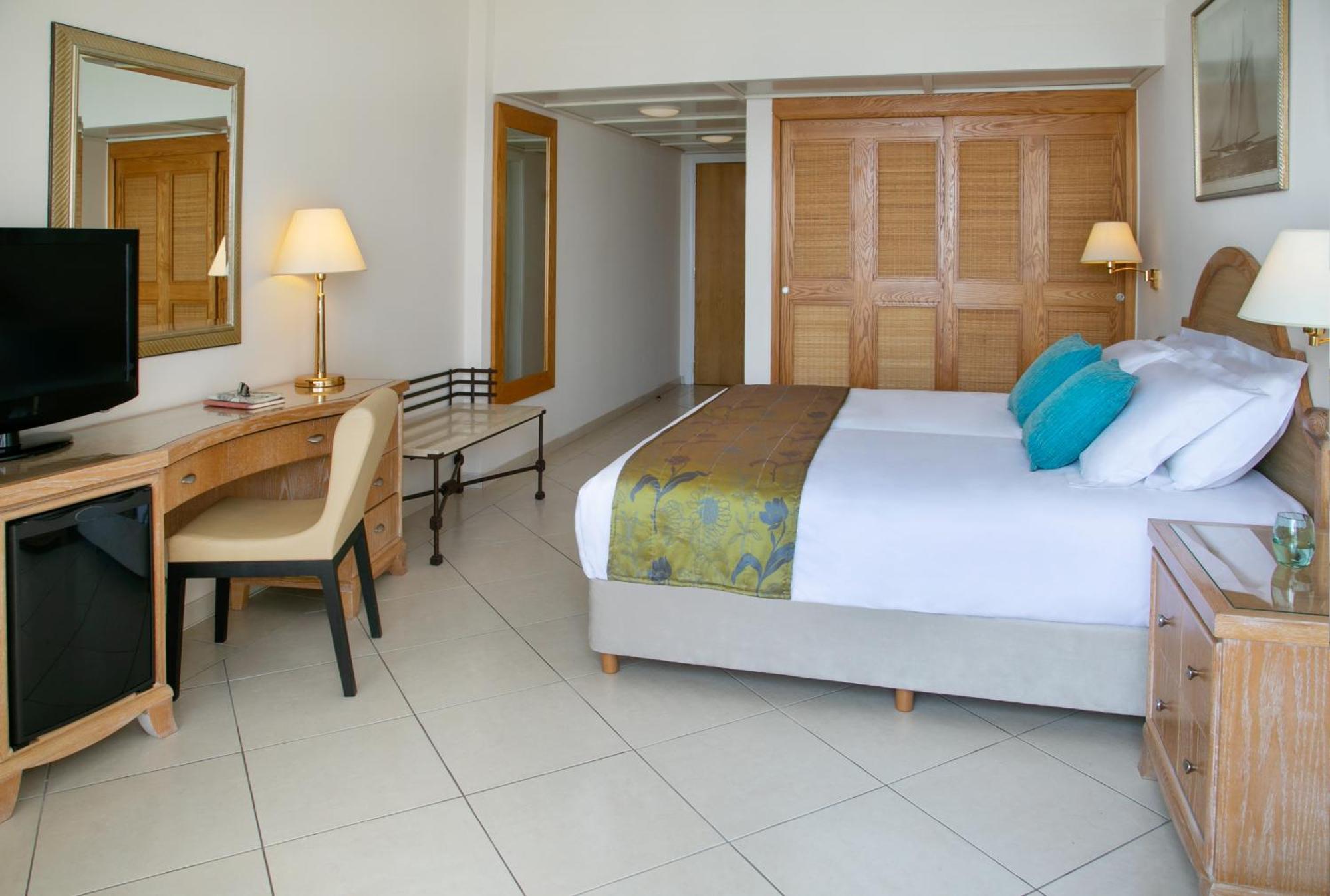 Atlantica Miramare Beach 利马索尔 外观 照片